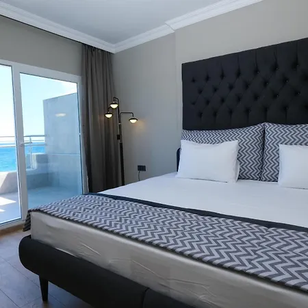 Sea Devran & Hotel 2*